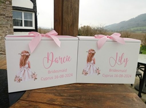 bridesmaid and flowergirl travel boxes